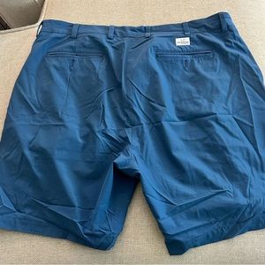 Men’s Vineyard Vines shorts
